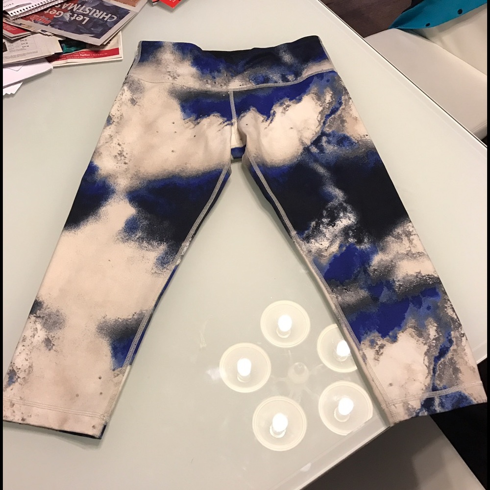 Lululemon Wunder Under Crops